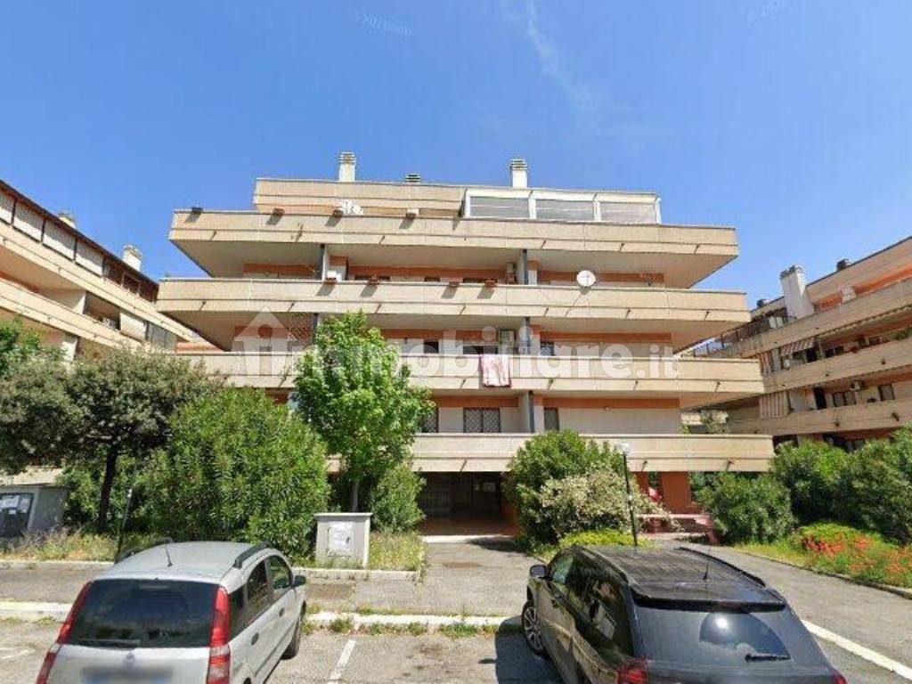 3 chambres Appartement à Rome, Italy No. 10929