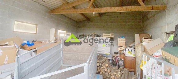 3 bedrooms House in Saint-Loup, France No. 95903 20