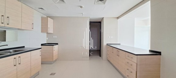 3 bedrooms Apartment in Al Reem Island, UAE No. 26868 6