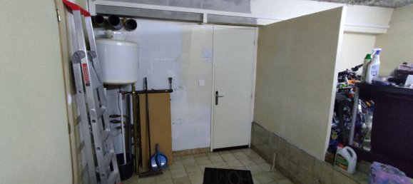 133m² Commercial property in Villeparisis, France No. 151390 6