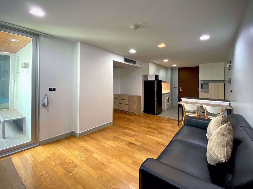 1 bedroom Condo in Bang Rak, Thailand No. 4528