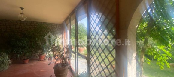 Apartamento de 4 dormitorios en Arezzo, Italy No. 45014 26