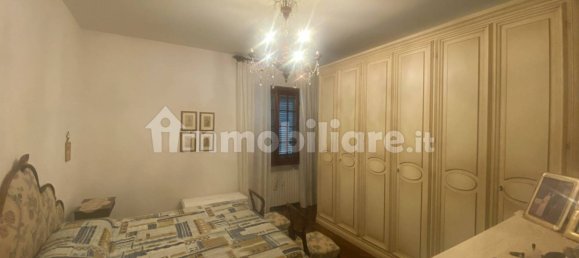 Apartamento de 4 dormitorios en Arezzo, Italy No. 45014 11