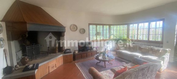 Apartamento de 4 dormitorios en Arezzo, Italy No. 45014 8