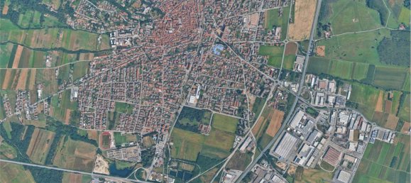 88m² Commercial property in Volpiano, Italy No. 286718 2