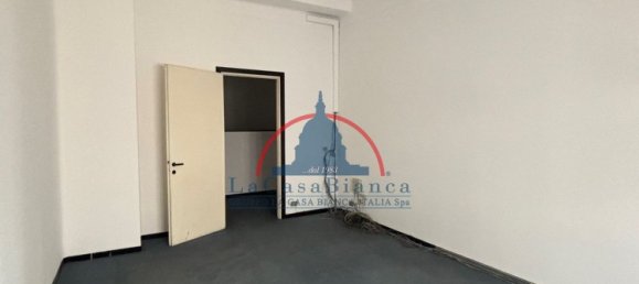 2 rooms Apartment in Bergamo, Italy No. 183970 19
