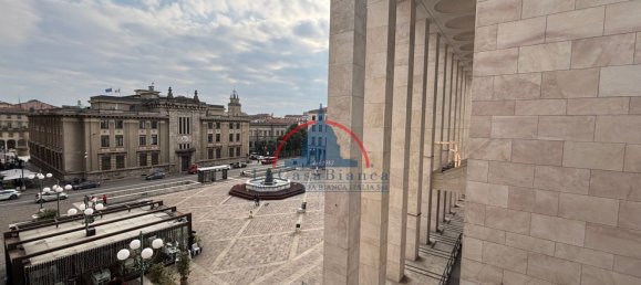 2 rooms Apartment in Bergamo, Italy No. 183970 10