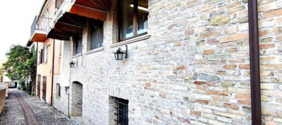 5 Schlafzimmer Wohnung in Saludecio, Italy, Nr. 17901 12