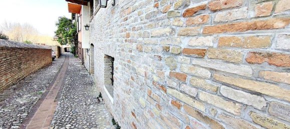 5 bedrooms Apartment in Saludecio, Italy No. 17901 3