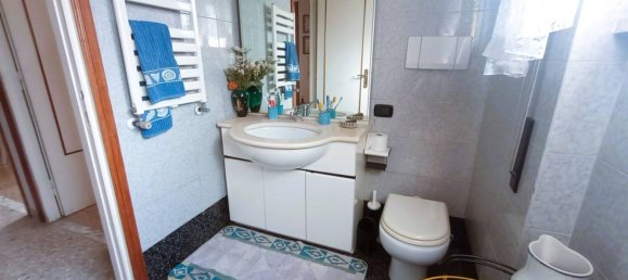 4 bedrooms Apartment in Rome, Italy No. 289843 30