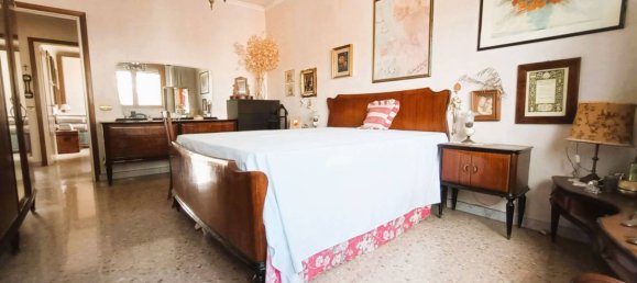 4 bedrooms Apartment in Rome, Italy No. 289843 26