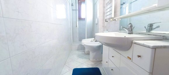 4 bedrooms Apartment in Rome, Italy No. 289843 21