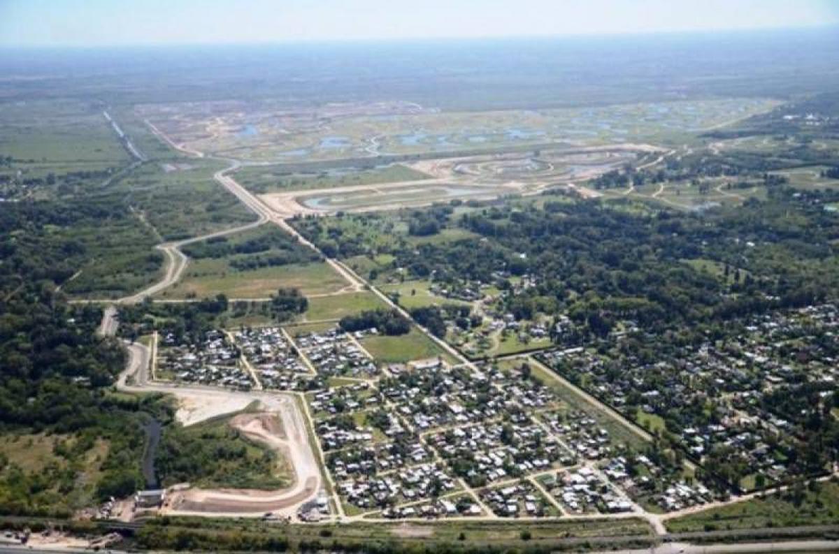  Land in Escobar, Argentina No. 118596