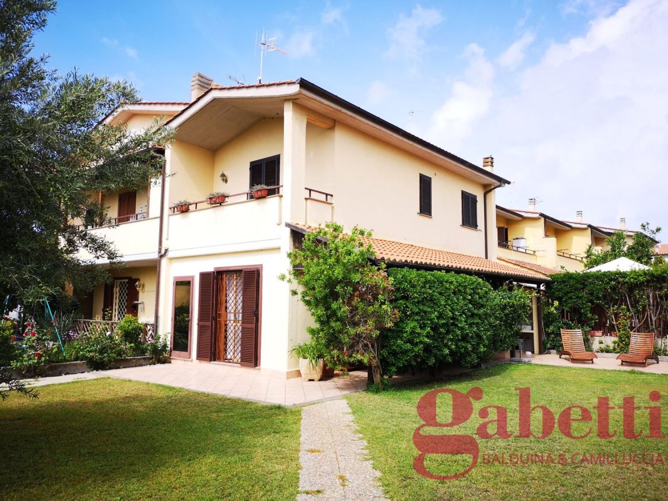 Villa T3 em Santa Marinella, Italy N.º 323560