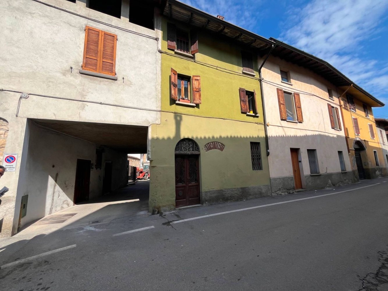 5 bedrooms House in Martinengo, Italy No. 393920