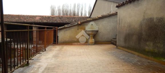 7-salle Maison à Isola Dovarese, Italy No. 212861 12