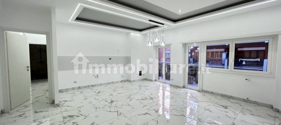 3 chambres Appartement à Rome, Italy No. 16889 3