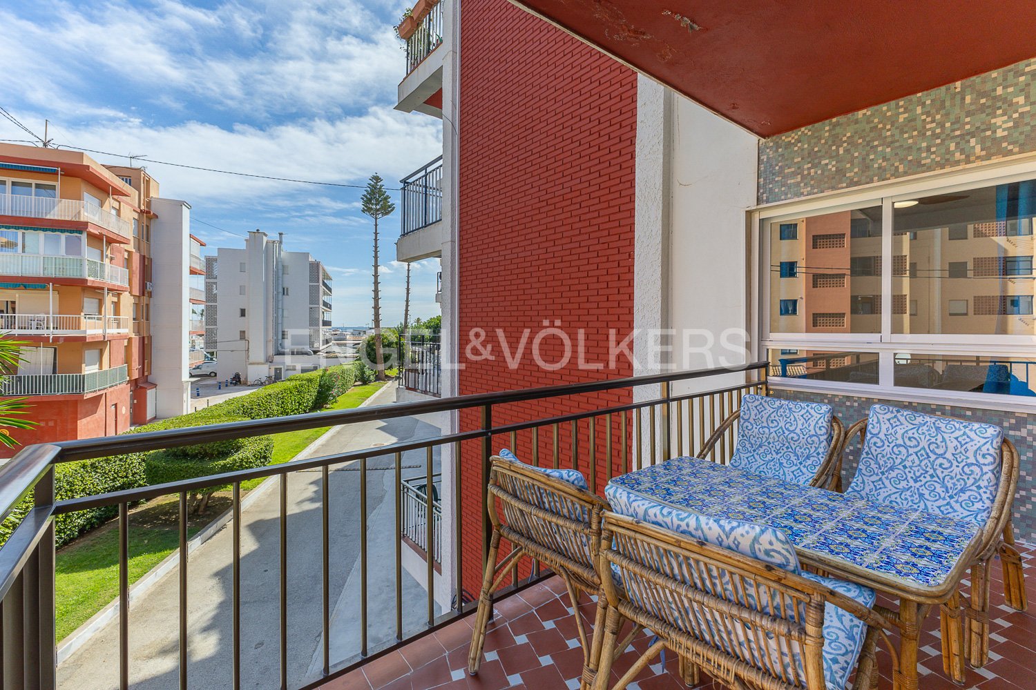 Apartamento de 3 habitaciónes en Alicante, Spain No. 210987