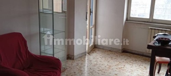 Apartamento de 3 dormitorios en Naples, Italy No. 12464 2