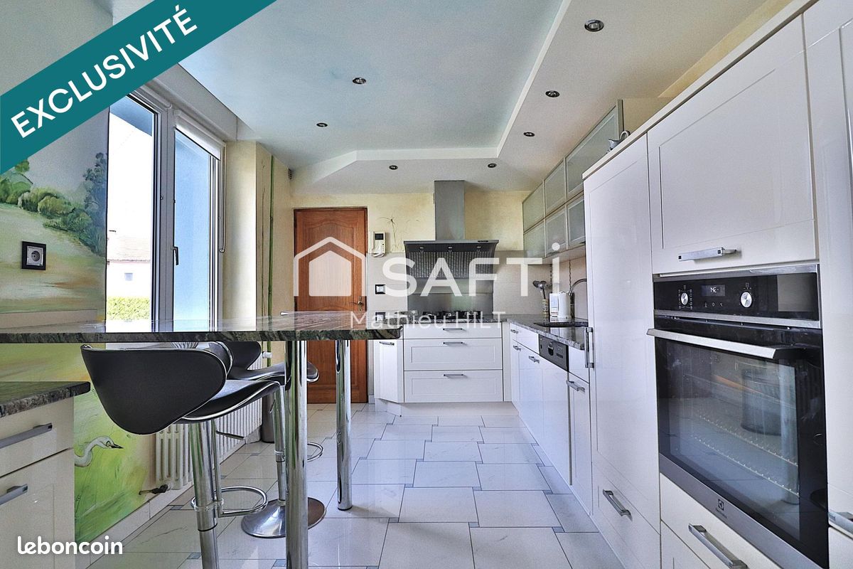 Casa T5 em Trieux, France N.º 75051