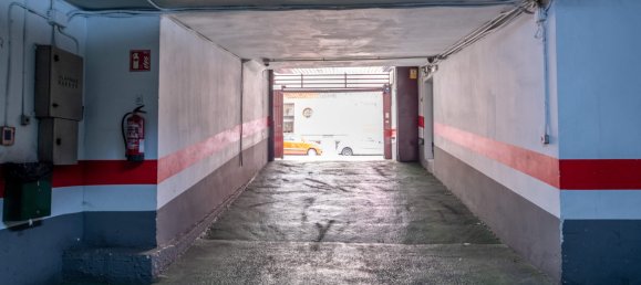 Parking à Zaragoza, Spain 26m² No. 61596 5