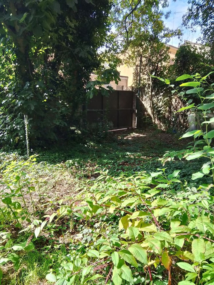 Grundstück in Ferrara, Italy 1100m², Nr. 255026