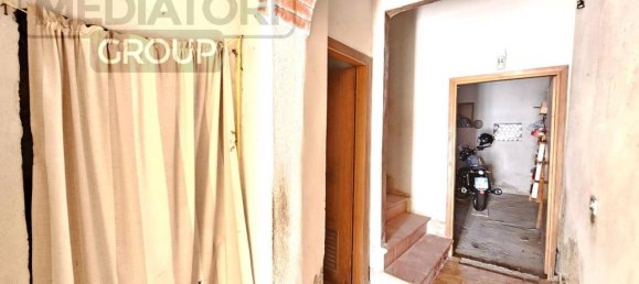 5 rooms Villa in Serravalle Pistoiese, Italy No. 27098 12