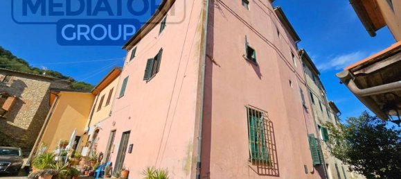 5 rooms Villa in Serravalle Pistoiese, Italy No. 27098 3