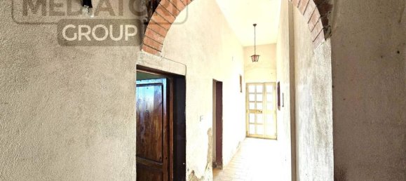 5 rooms Villa in Serravalle Pistoiese, Italy No. 27098 16