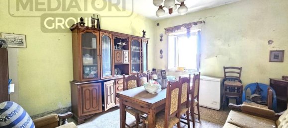 5 rooms Villa in Serravalle Pistoiese, Italy No. 27098 9