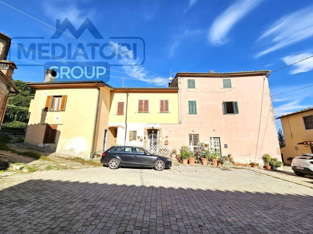 5 rooms Villa in Serravalle Pistoiese, Italy No. 27098