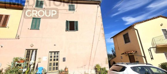 5 rooms Villa in Serravalle Pistoiese, Italy No. 27098 2