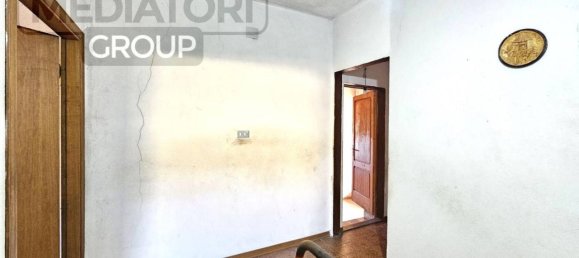 5 rooms Villa in Serravalle Pistoiese, Italy No. 27098 23