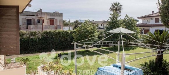 Villa de 5 habitaciónes en Sabaudia, Italy No. 35954 44