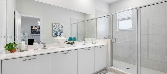3 dormitorios dúplex en venta en Miami, Miami-Dade, Florida, USA № 615623 9