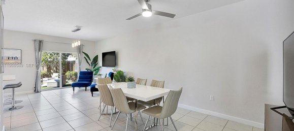 3 dormitorios dúplex en venta en Miami, Miami-Dade, Florida, USA № 615623 22