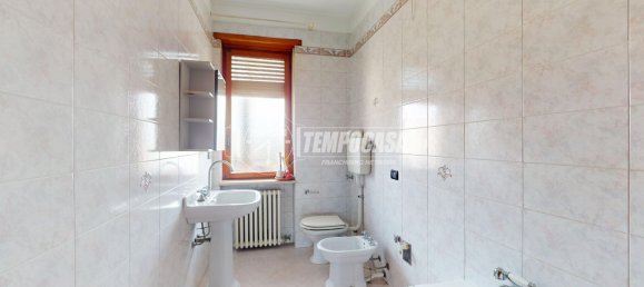 4 rooms Apartment in Bra, Italy No. 286563 9