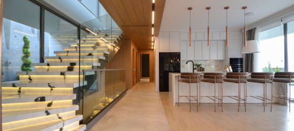 Villa 4+1 in Kargicak, Turkey No. 560 15