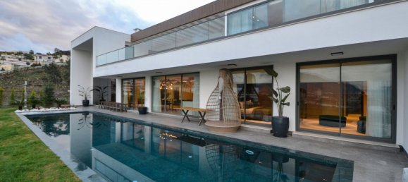 Villa 4+1 in Kargicak, Turkey No. 560 13