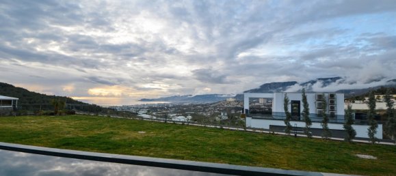 Villa 4+1 in Kargicak, Turkey No. 560 24