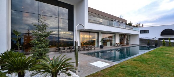 Villa 4+1 in Kargicak, Turkey No. 560 12