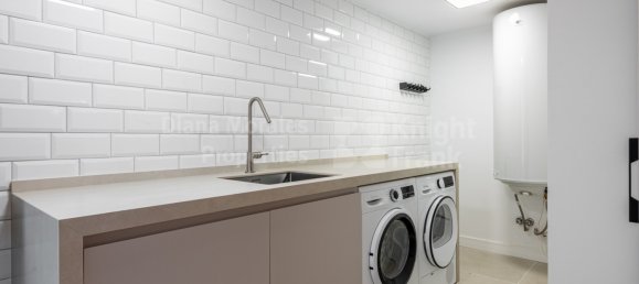 3 bedrooms Apartment in Marbella, Spain No. 122392 3