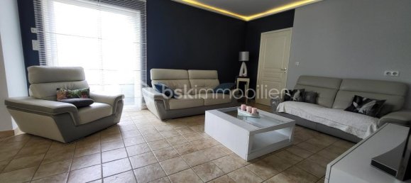 4 bedrooms House in Savonnieres, France No. 40021 20