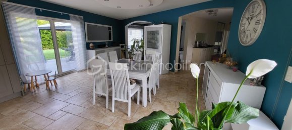 4 bedrooms House in Savonnieres, France No. 40021 14