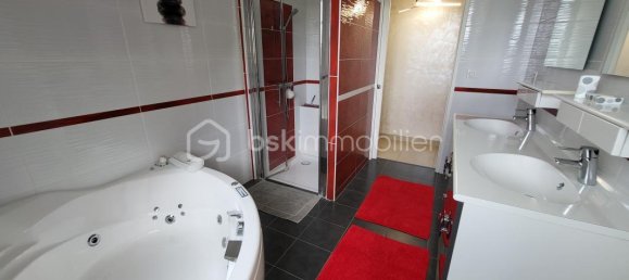 4 bedrooms House in Savonnieres, France No. 40021 26