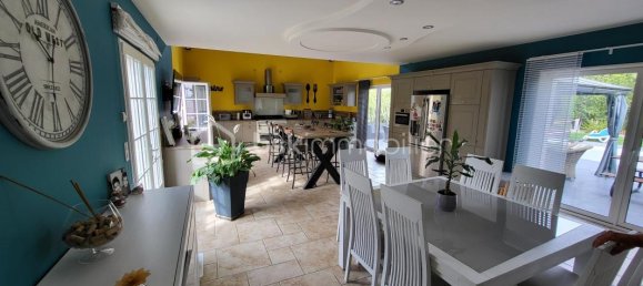 4 bedrooms House in Savonnieres, France No. 40021 7