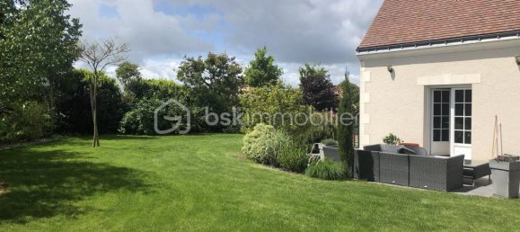 4 bedrooms House in Savonnieres, France No. 40021 3