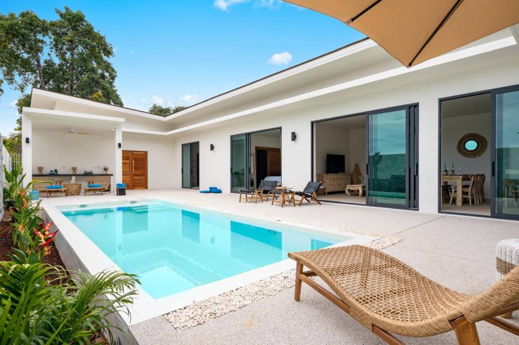 Villa de 3 dormitorios en Ko Samui, Thailand No. 74065