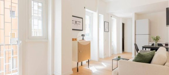 1 bedroom Apartment in Rome, Italy No. 324658 4