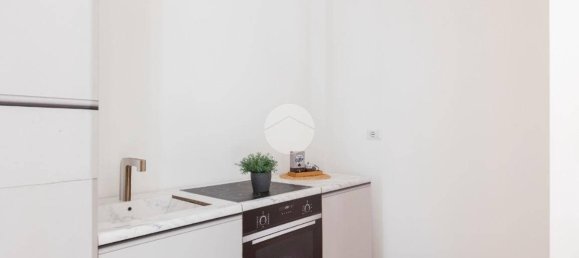 1 bedroom Apartment in Rome, Italy No. 324658 12